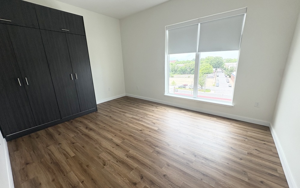 two bedroom primary bedroom in Richmond VA